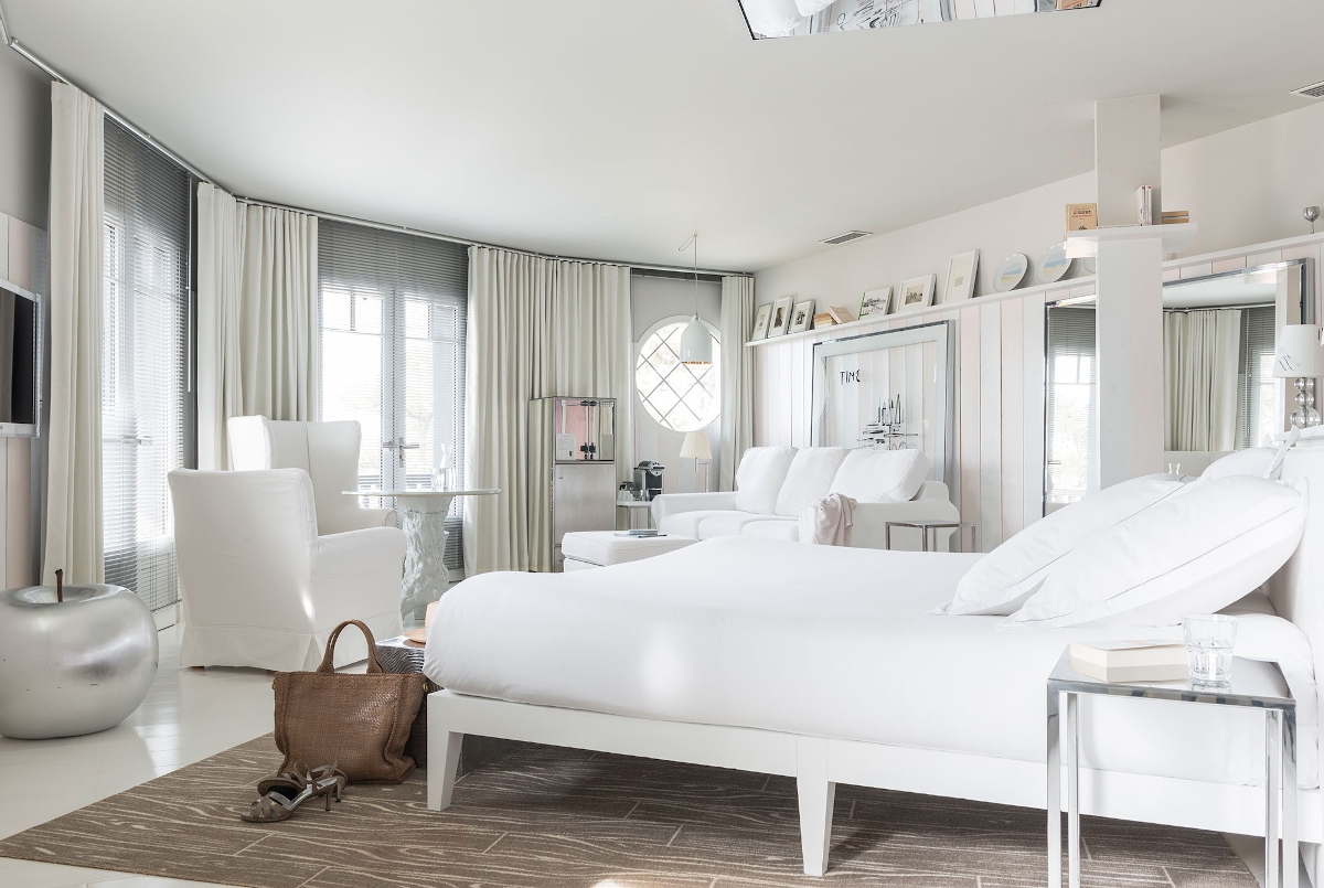 Bedroom at La (co) Orniche hotel
